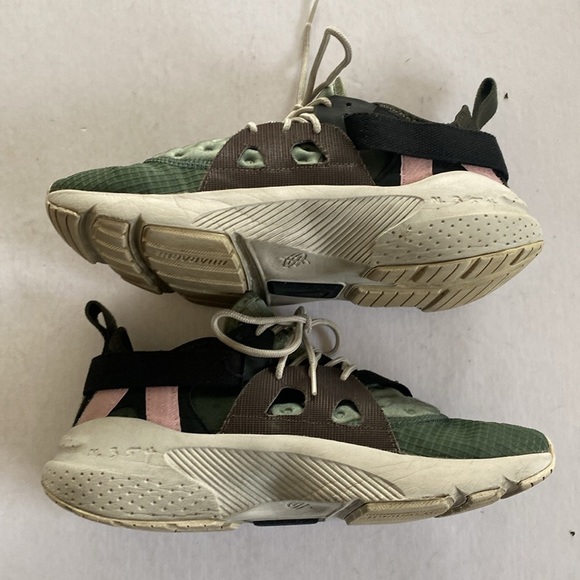 NIKE Huarache Type Olive Green Bone Men’s Sneakers BQ5102-300 Size 10 - Picture 4 of 7